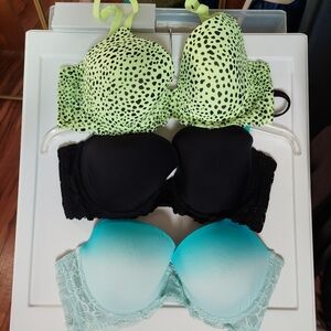 Bra Bundle-Three 36dd No Boundaries Underwire Bras